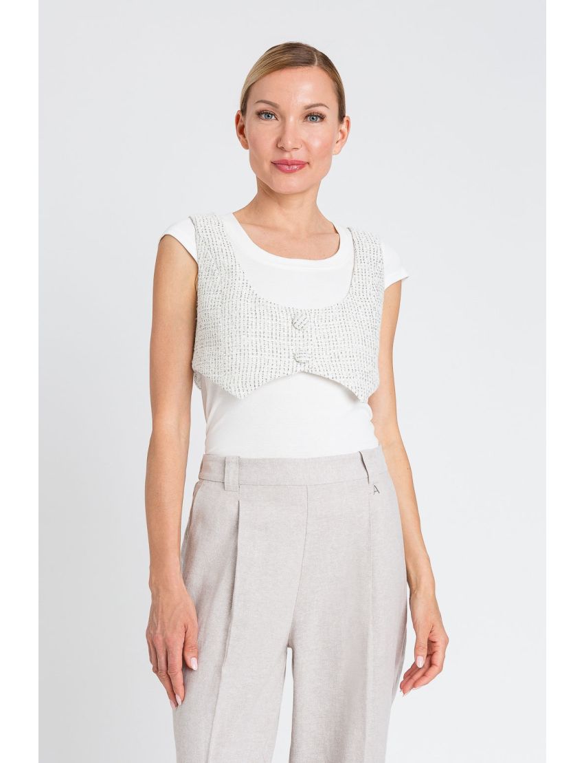 COLETE + T-SHIRT ACTITUDE