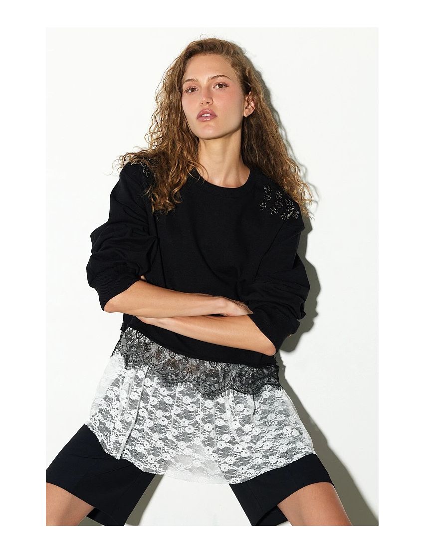 SWEATSHIRT 210051 APLIQ. 